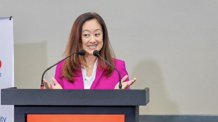 How did Julie Chung shape U.S.-Sri Lanka relations amid turbulence?