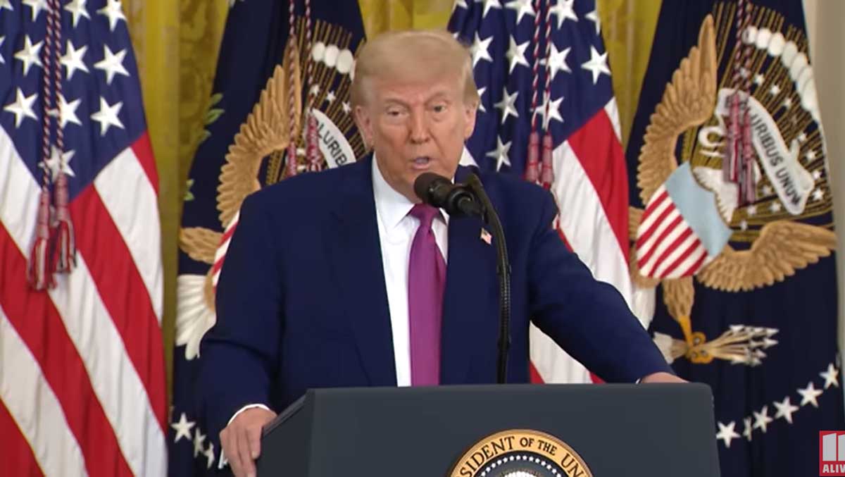 Trump says to send ’20 – 25 – 30′-pct tariff letters, as Sri Lanka awaits fate