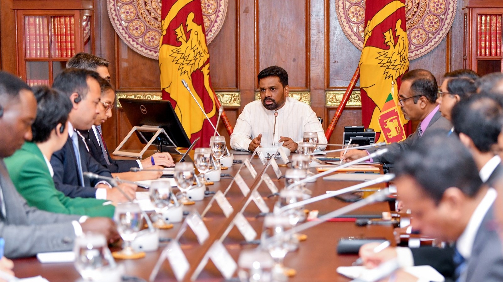 Sri Lanka President discusses investment policy reforms with IMF mission